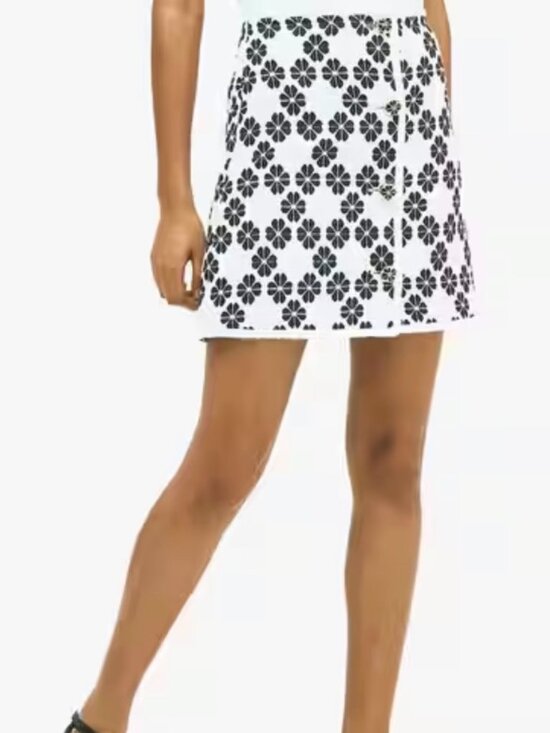 kate spade Dresses & Skirts - NWT Kate Spade Floral Black and White Tweed Mini Skirt. Size 2